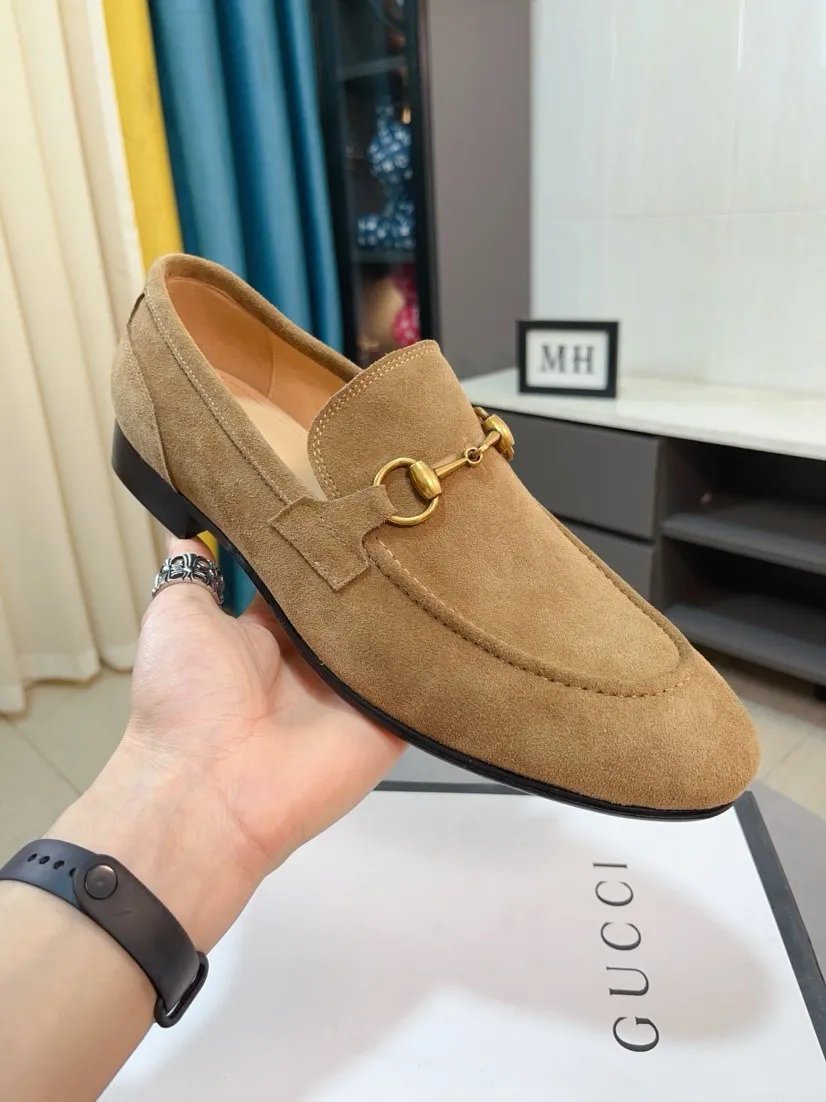 Men's shoes 💰500🌹🌹【GUCCI】The most popular classic Gucci leather shoes. Synchronized with the official website, the upper is made of Italian first-layer cowhide ➕cowhide lining, with unique brand and unique craftsmanship. Highlighting the hot style of the new year. Stop hesitating, stop wandering, get it now. Number: 38--44